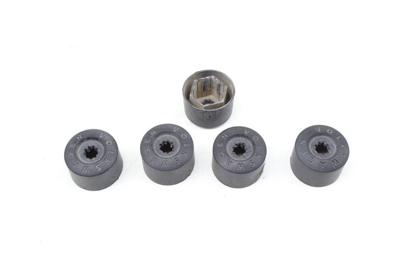 Lug Nut / Bolt Cover / Cap Set (5) 1K0601173 — Used (SKU 690190)