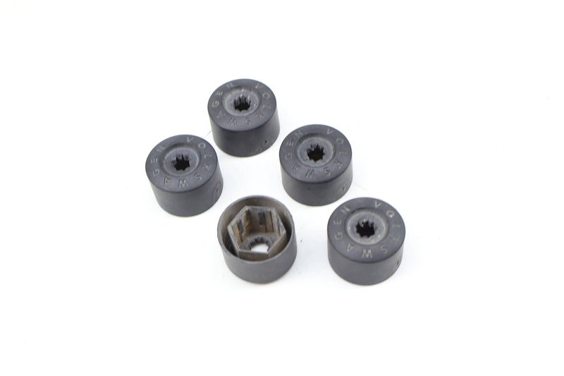 Lug Nut / Bolt Cover / Cap Set (5) 1K0601173 — Used (SKU 690191)