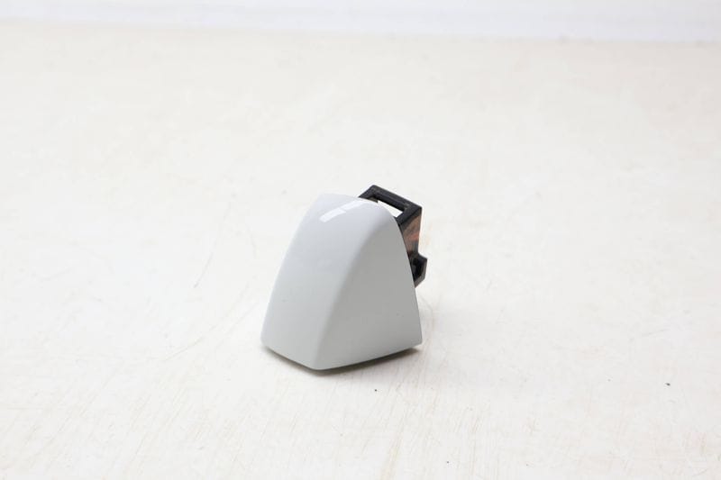 Exterior Door Handle Housing / Cap 5GM839168 — Used (SKU 690339)