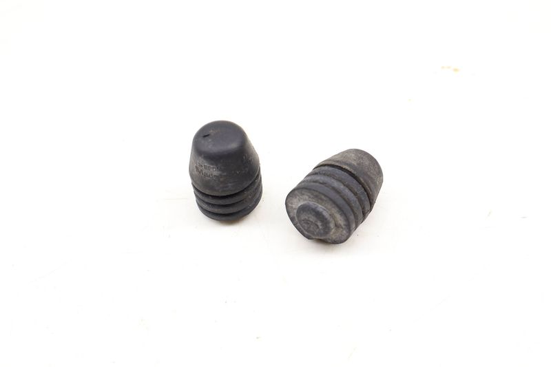 Rubber Bumper / Stop Set 867827500 — Used (SKU 690242)