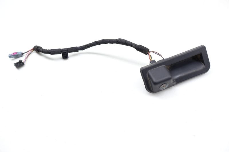 Trunk Release Handle w/ Backup Camera 561827566H — Used (SKU 690122)