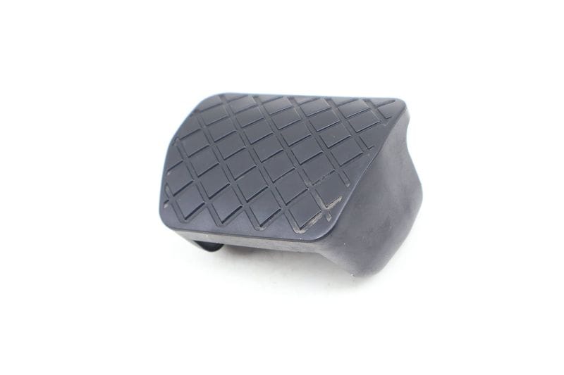 Brake Pedal Pad 5QM723173 — Used (SKU 672606)