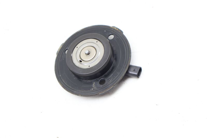 Cam / Camshaft Adjuster Magnet 06J109259C — Used (SKU 672737)