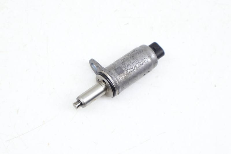 Cam Valve / Camshaft Adjustment Solenoid 06E103697AB — Used (SKU 672752)