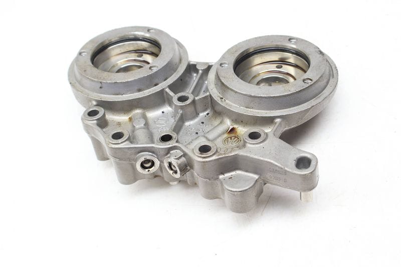 Camshaft Bridge / Bracket 06K103166D — Used (SKU 672797)