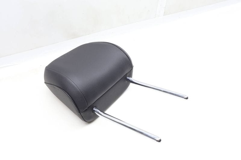Headrest / Head Rest 5NN881903E — Used (SKU 625427)