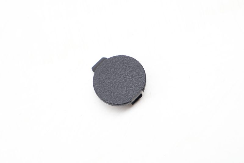 Center Console Screw Cap / Cover 5NN863359 — Used (SKU 625606)