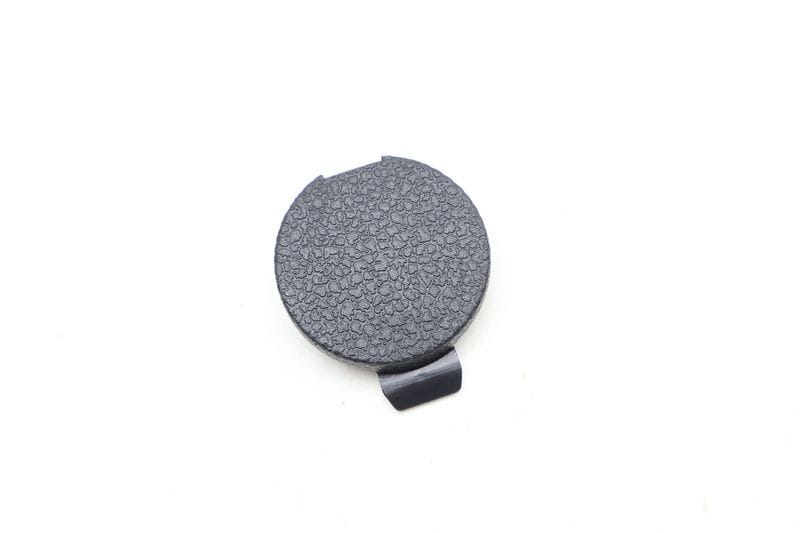 Center Console Screw Cap / Cover 5NN863359 — Used (SKU 640405)