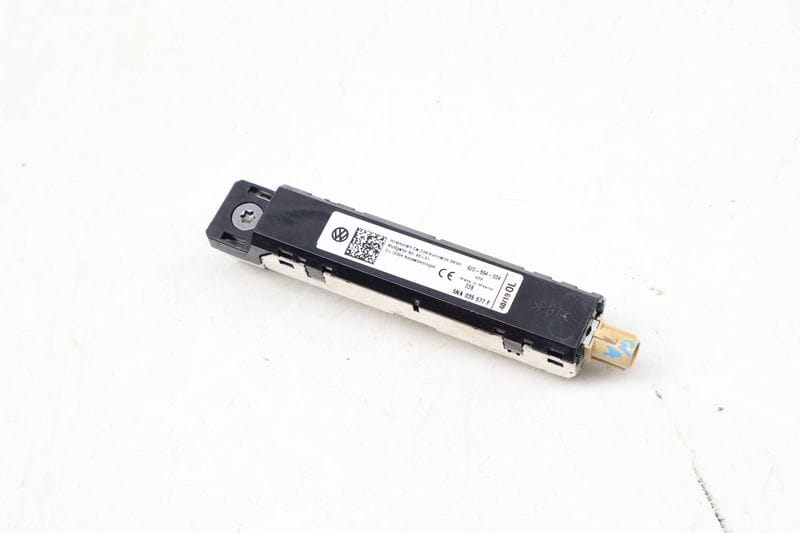 Upper Antenna Booster 5NA035577F — Used (SKU 640609)