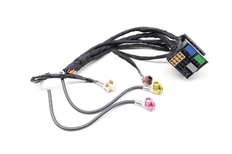 MMI / Multimedia Control Unit (MIB2) Wiring Connector Set — Used (SKU 640337)