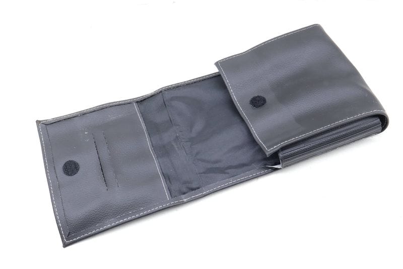 Owners Manual Case (VW) — Used (SKU 672516)