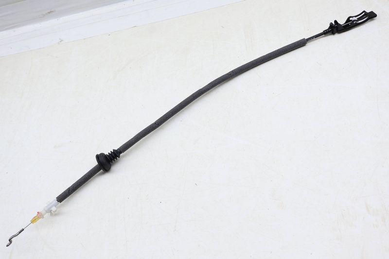 Interior Door Handle Release / Bowden Cable 5NN839085A — Used (SKU 672540)