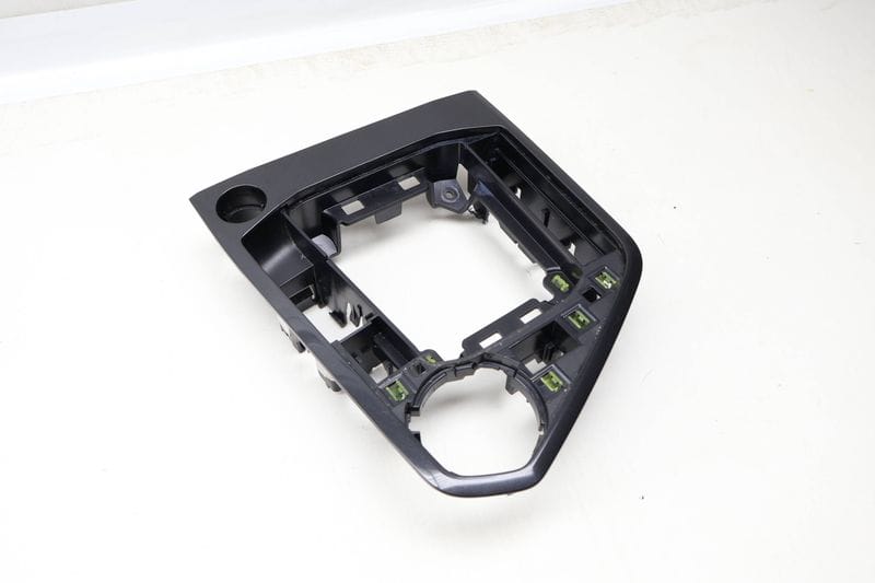 Shifter Trim / Cup Holder 5NN864263A — Used (SKU 625452)