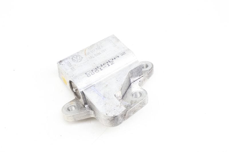 Transmission Oil Cooler Temperature Valve 09P317027A — Used (SKU 625810)