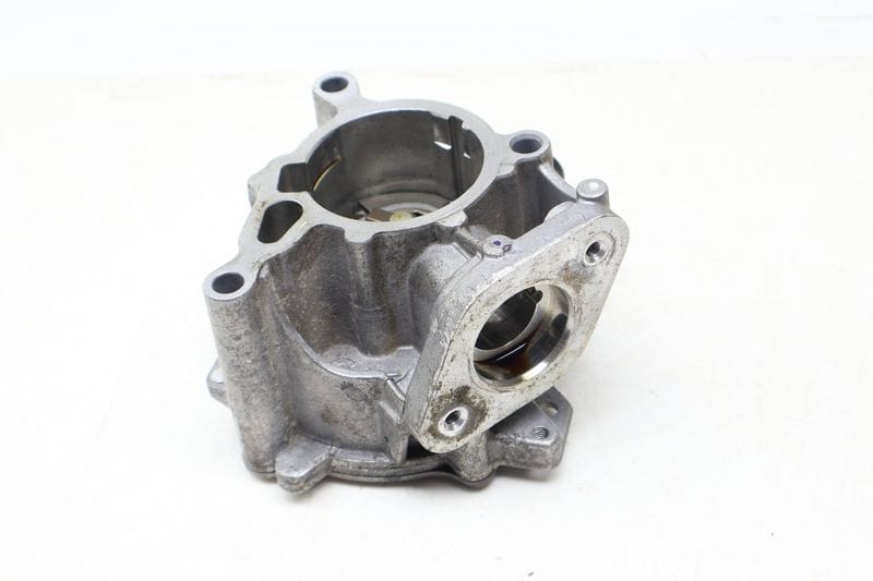 Vacuum Pump 06K145100BB — Used (SKU 672761)