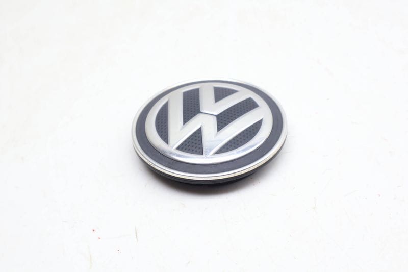 Wheel Center Cap / Cover 5G0601171 — Used (SKU 672626)