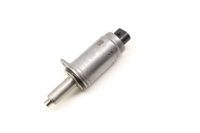 Cam Valve / Camshaft Adjustment Solenoid 06E103697Q — Used (SKU 606898)