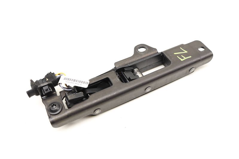 Convertible Top Roof Latch 8W7871443A — Used (SKU 606762)