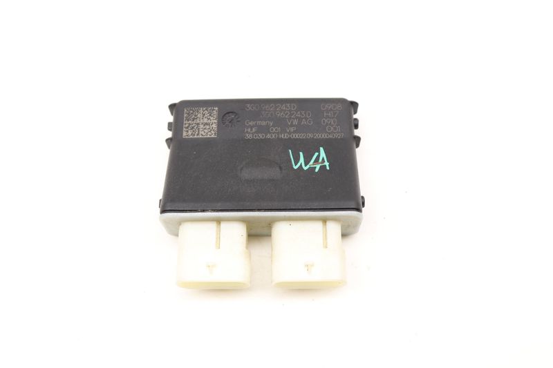 Power Trunk / Hatch Module 3G0962243D — Used (SKU 606668)