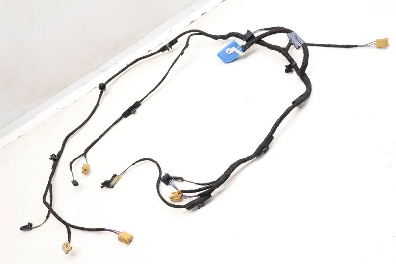 Door Panel Wiring Harness 8W8971035AM — Used (SKU 611003)