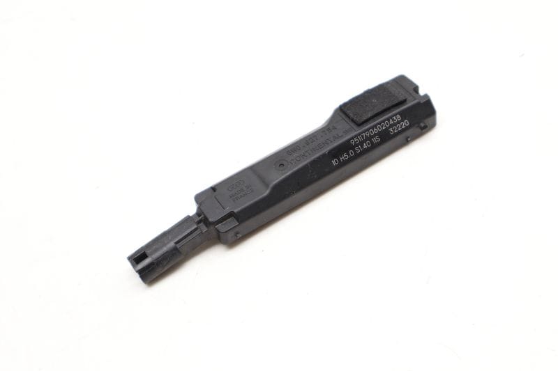 Door Handle Keyless Entry Sensor 8W0927754 — Used (SKU 610689)