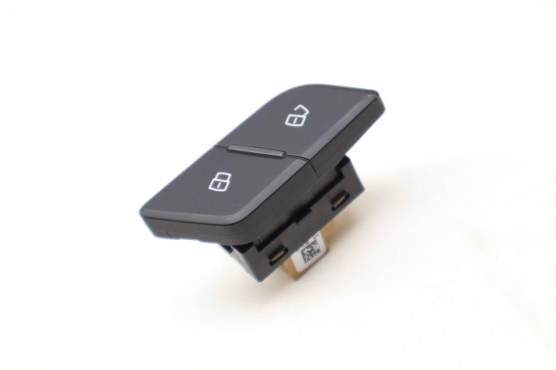 Door Lock / Unlock Switch 8W2962108B — Used (SKU 610619)