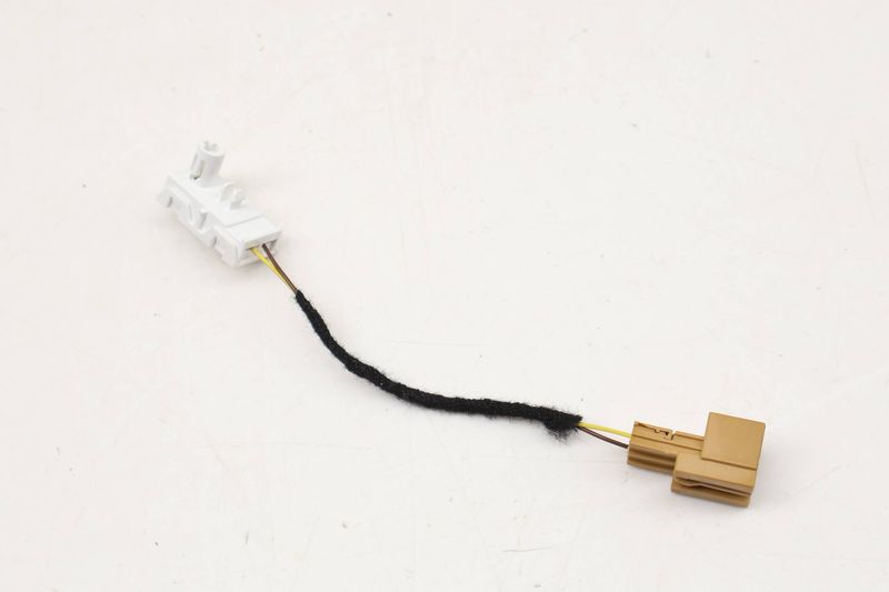 LED Light Module Wiring Connector 8W0947356E — Used (SKU 610787)