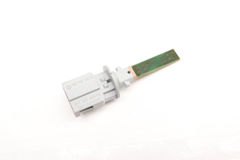 Climate Air Temp / Temperature Sensor 1K0907543E — Used (SKU 534858)