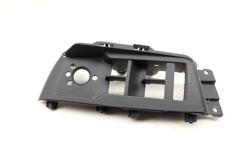 Master Window Switch Trim 83B867255A — Used (SKU 534668)
