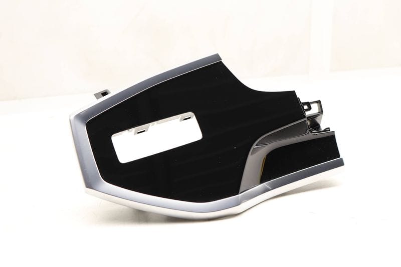 Dash Trim / Bezel 83B853189A — Used (SKU 534703)