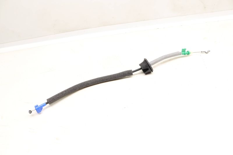 Interior Door Handle Release / Bowden Cable 83A839085 — Used (SKU 534712)