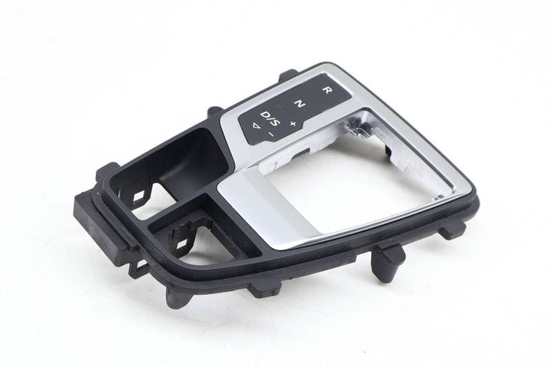Automatic Shift Selector Cover / Circuit Board 80B713111C — Used (SKU 670689)