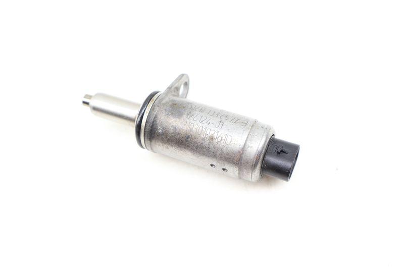Cam Valve / Camshaft Adjustment Solenoid 06E103697AB — Used (SKU 655523)