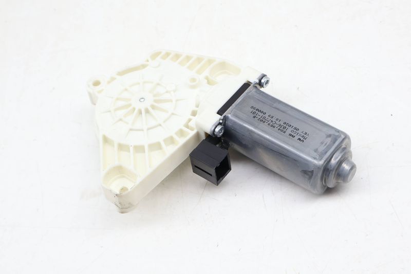 Window Lifter Motor 5Q4959802B — Used (SKU 670438)