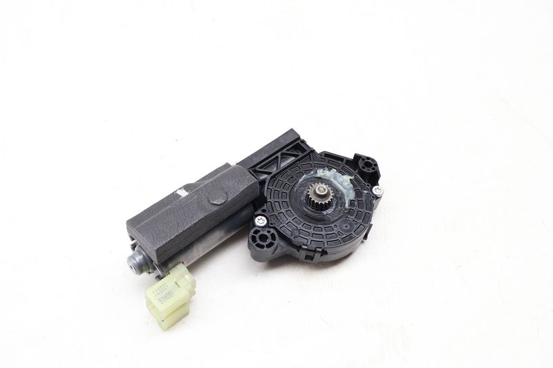 Sunroof / Sun Roof Motor 3G9877795F — Used (SKU 655325)