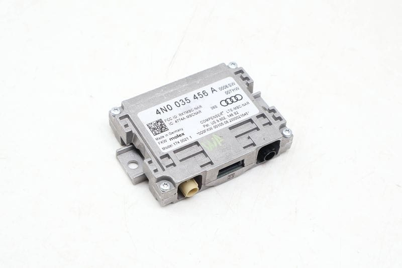 Mobile Phone Amplifier / Amp 4N0035456A — Used (SKU 670535)