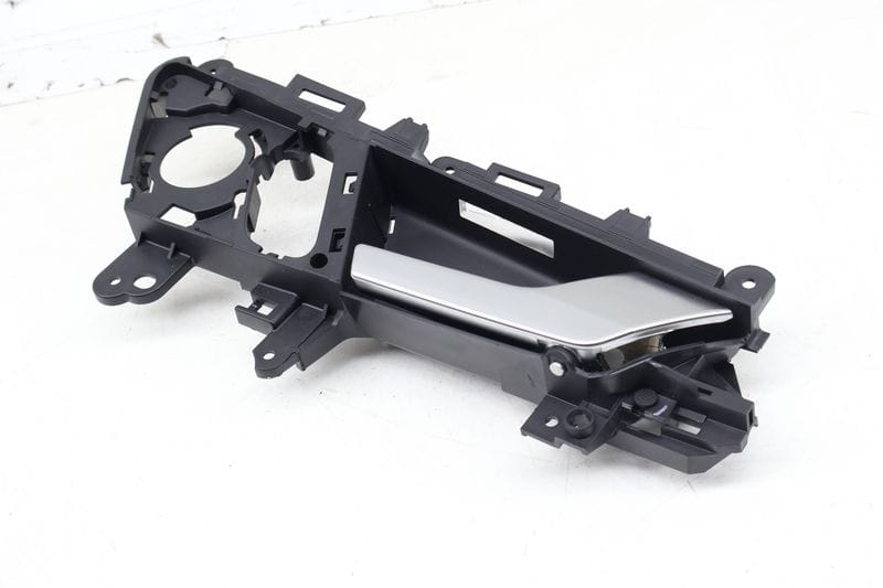 Interior Door Handle / Release 80A839020 — Used (SKU 670355)