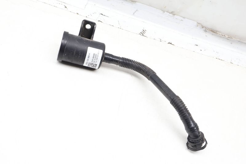 Vacuum / Breather Hose / Line 80A133366H — Used (SKU 670533)