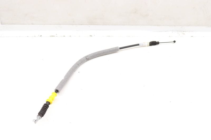 Exterior Door Handle Release / Bowden Cable 4M0837099A — Used (SKU 587211)