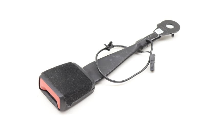 Seat Belt Buckle / Receiver 8W0857755A — Used (SKU 587298)