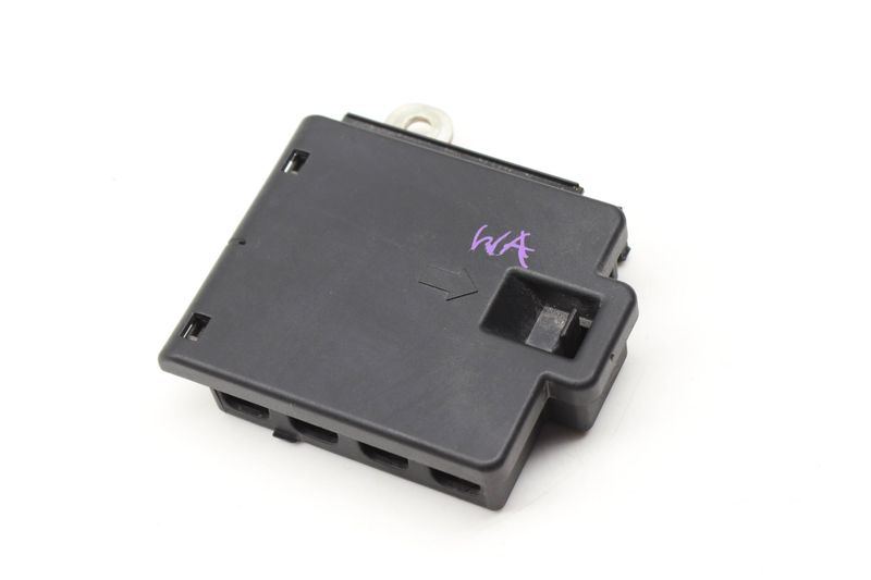 Fuse / Battery Junction Box 4M0941824AN — Used (SKU 587414)