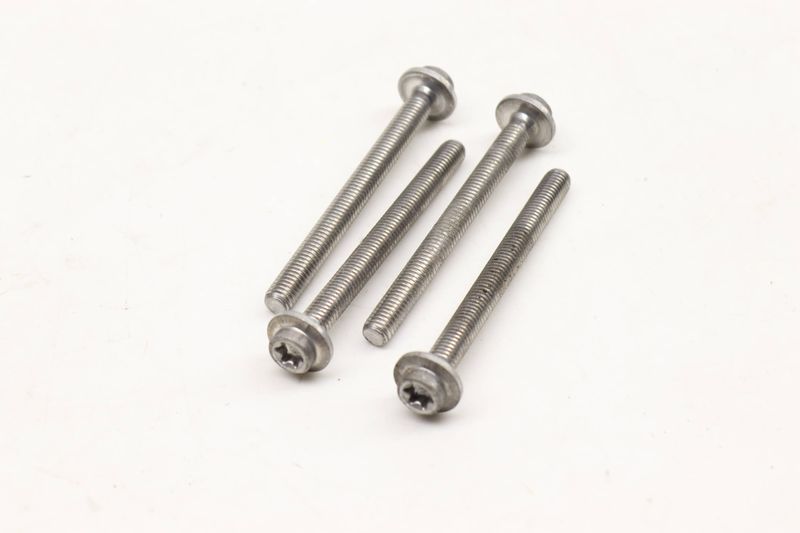 M8X85 Screw / Bolt Set (4) N10765501 — Used (SKU 587661)