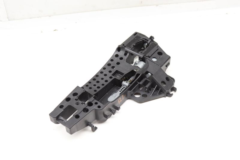 Exterior Door Handle Bracket 4M0837885A — Used (SKU 587274)