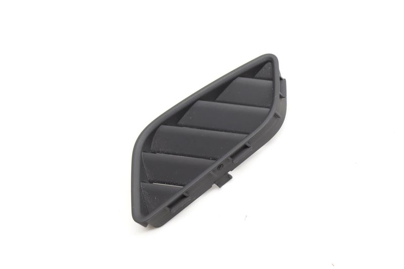 Upper Dash Defrost Vent 8W1819794 — Used (SKU 568808)