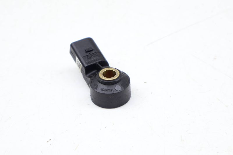 Engine Knock Sensor 06M905377 — Used (SKU 676522)