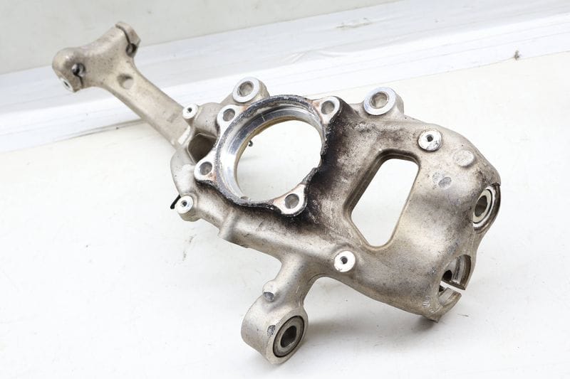Spindle Knuckle / Wheel Bearing Housing 80A407559 — Used (SKU 676892)