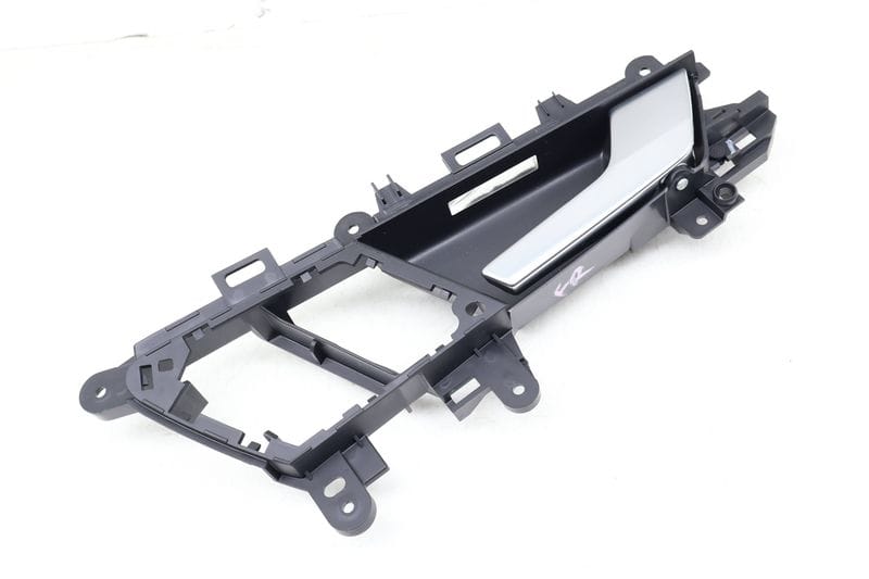Interior Door Handle / Release 80A837020 — Used (SKU 676619)