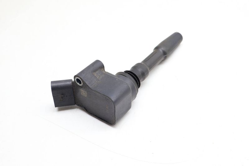Ignition Coil / Pack 06H905110L — Used (SKU 676495)