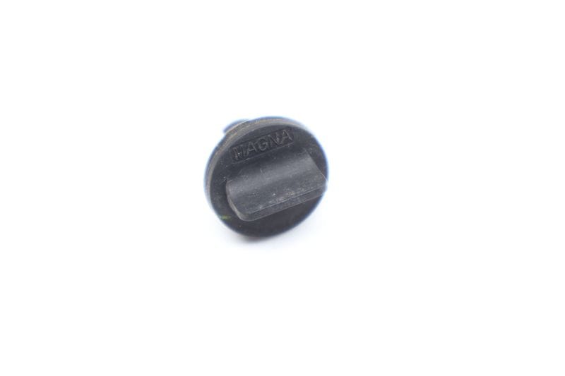 Lower Tail Light Bulb Socket / Holder 80A945221A — Used (SKU 677021)