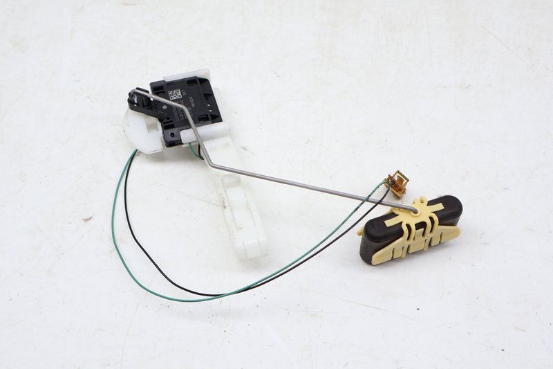 Fuel Gauge Sensor / Sending Unit 80A919047F — Used (SKU 676924)
